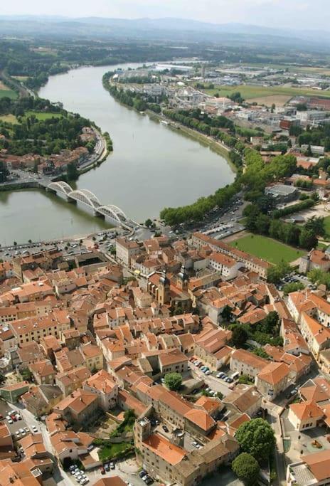 Charmant Appartement Au Coeur De Neuville - Lyon A 20Mn ภายนอก รูปภาพ