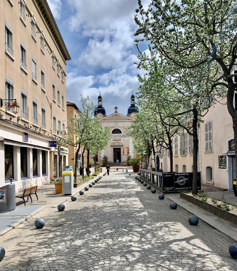 Charmant Appartement Au Coeur De Neuville - Lyon A 20Mn ภายนอก รูปภาพ